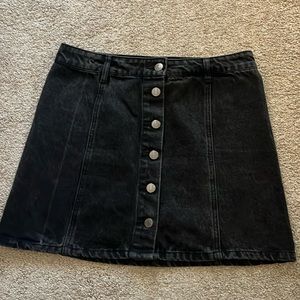 Forever 21 black denim skirt